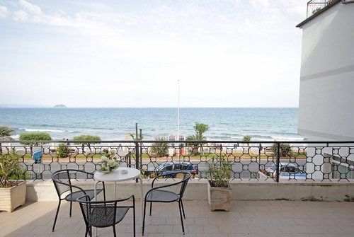 Hotel Aquilia Laigueglia Exteriör bild