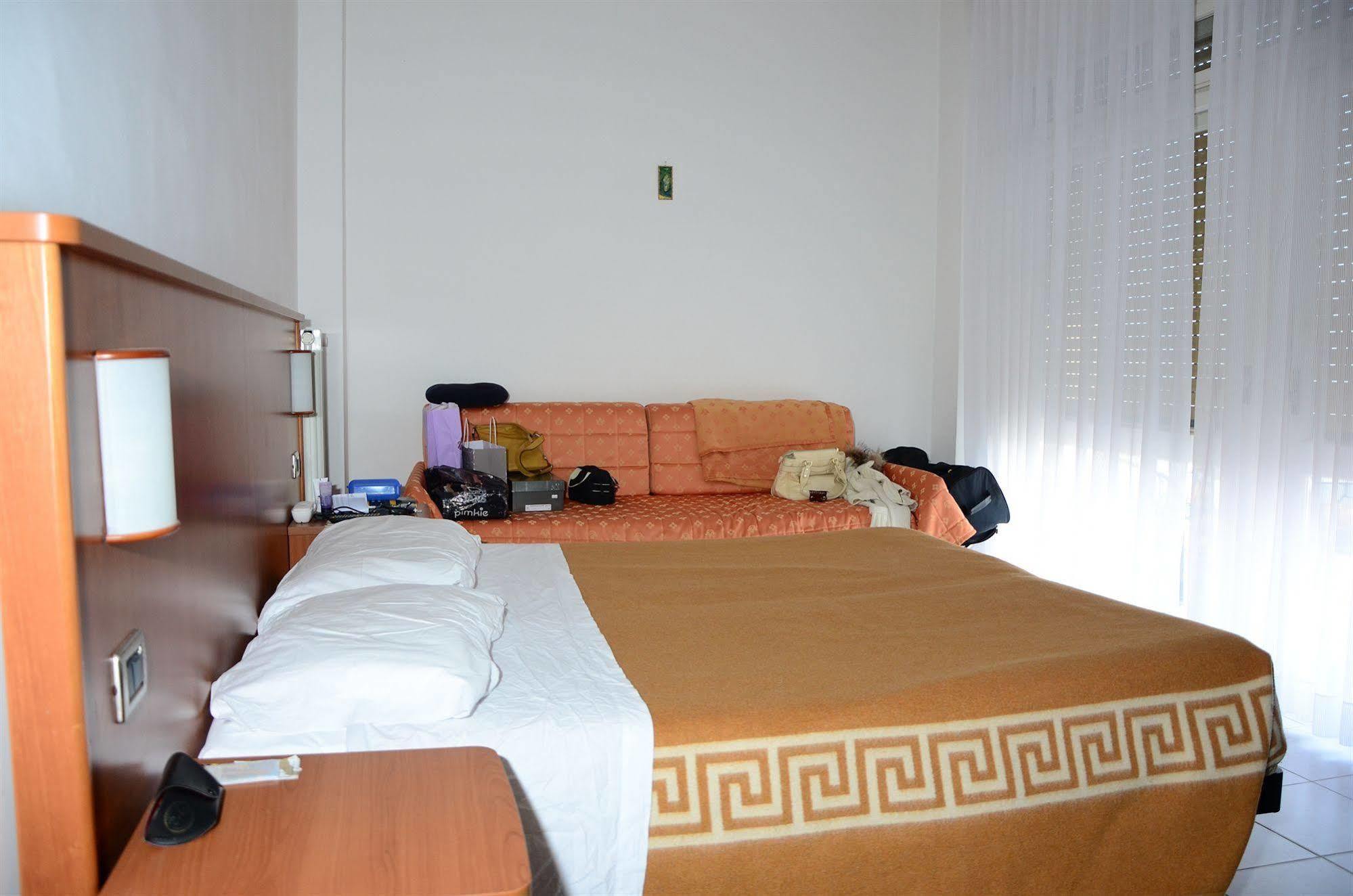 Hotel Aquilia Laigueglia Exteriör bild